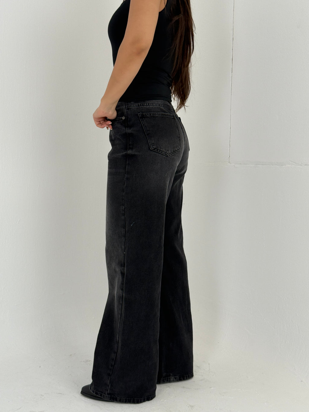 Straight -Black Jeans