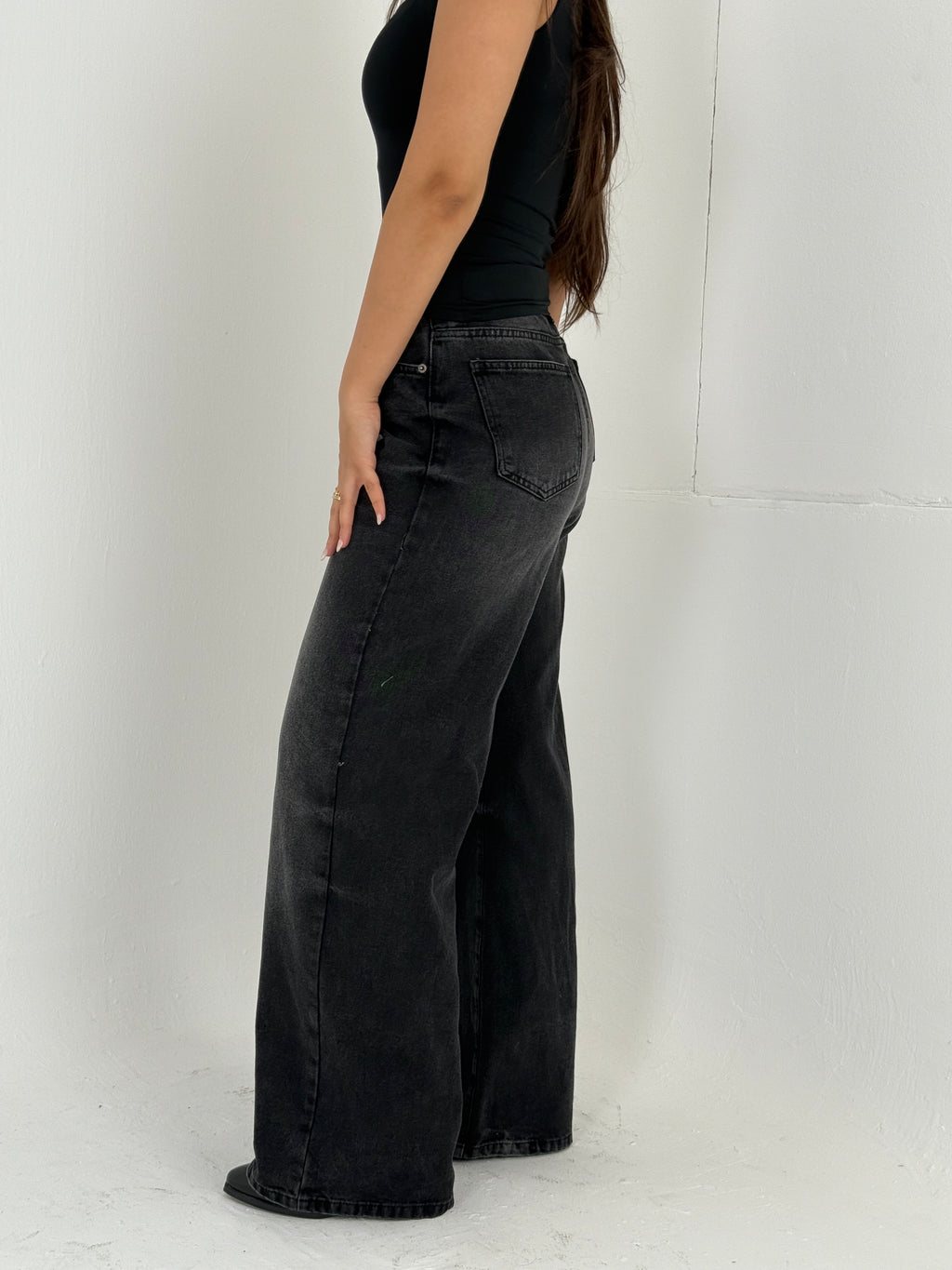 Straight -Black Jeans