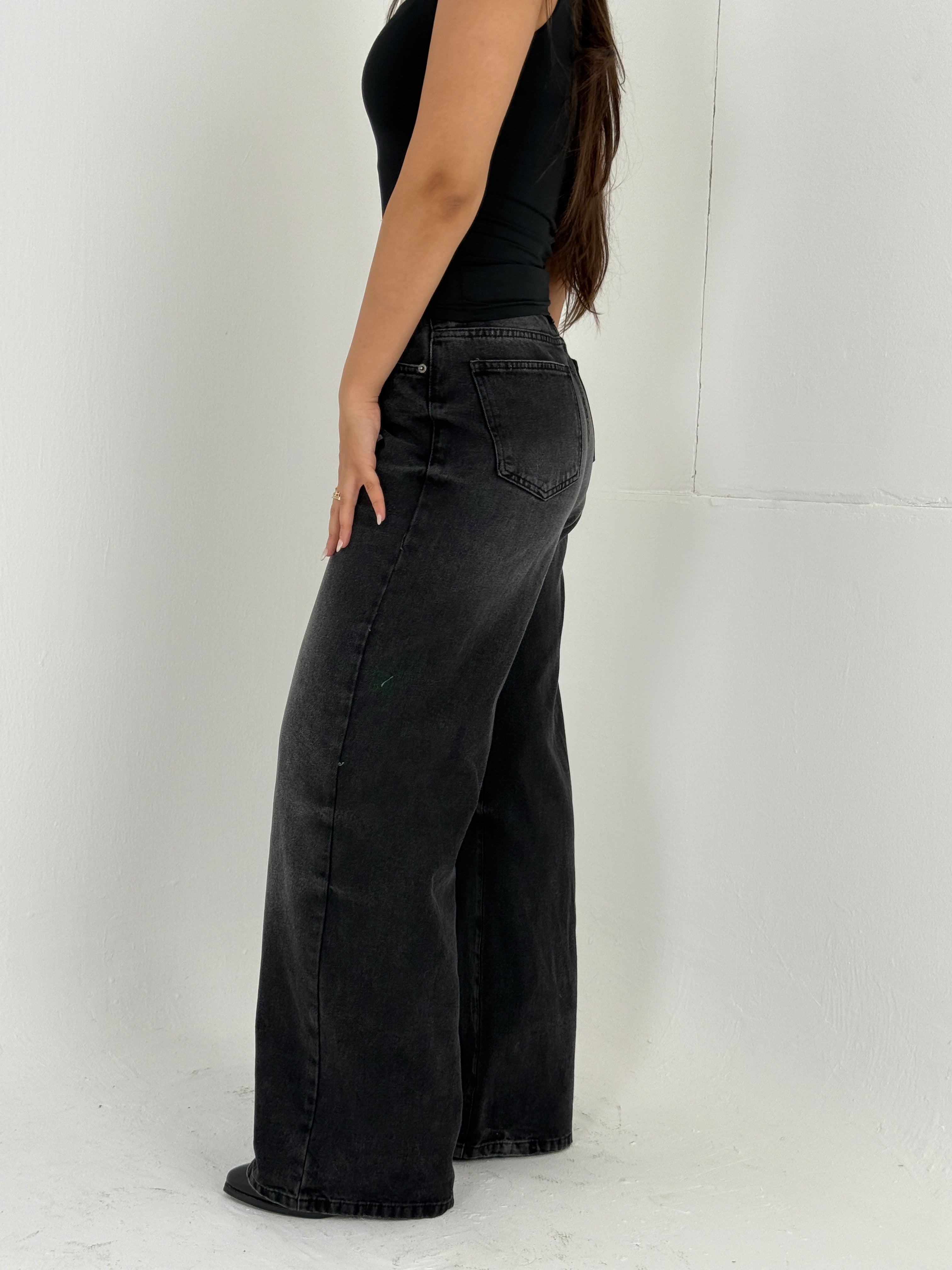 Straight -Black Jeans