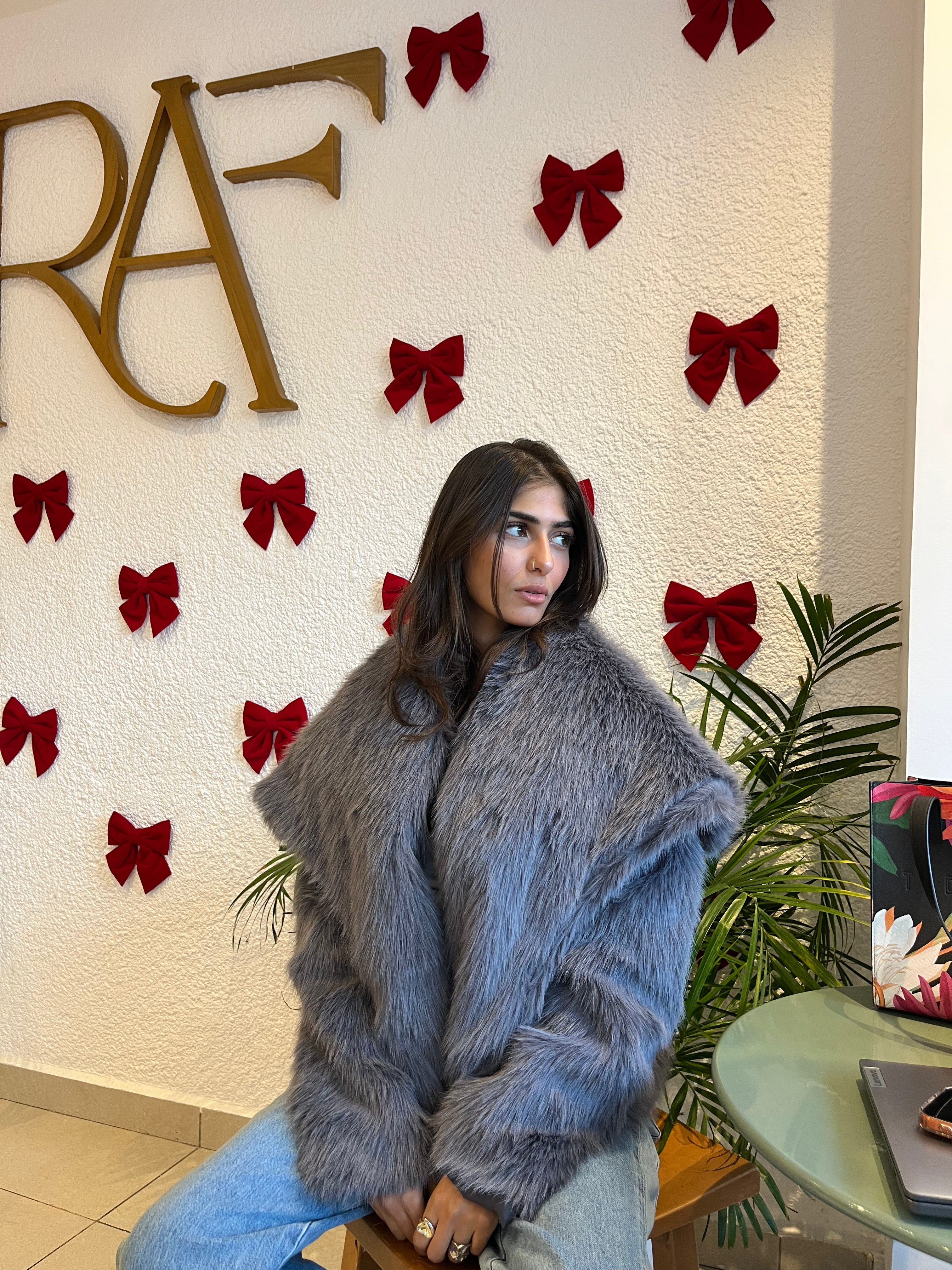The Rich Faux