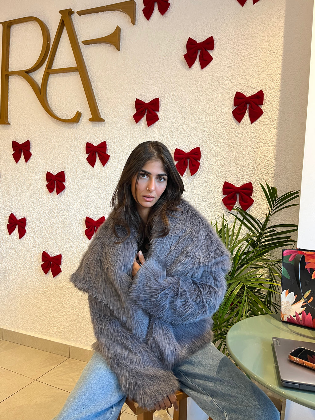 The Rich Faux