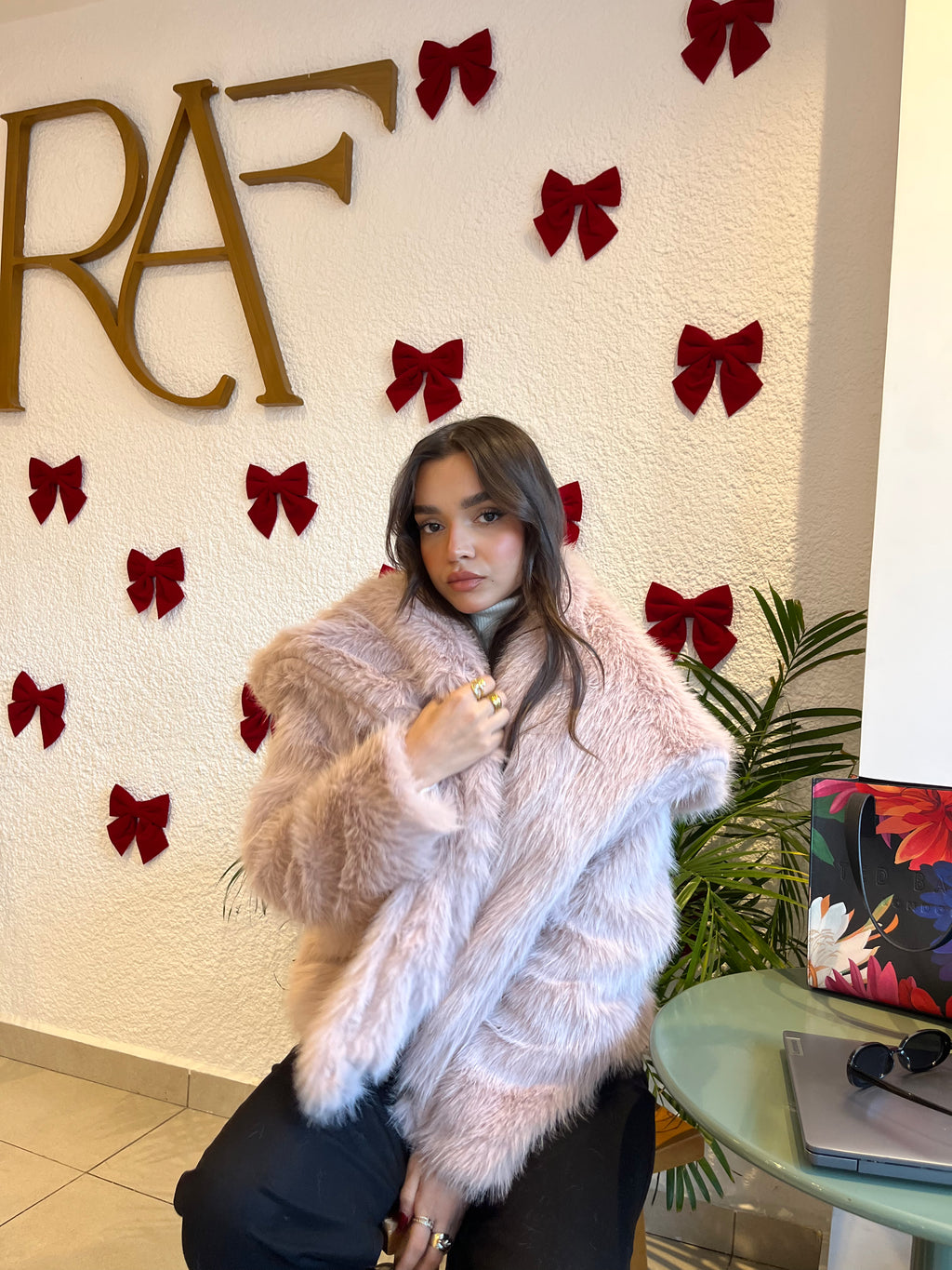 The Rich Faux