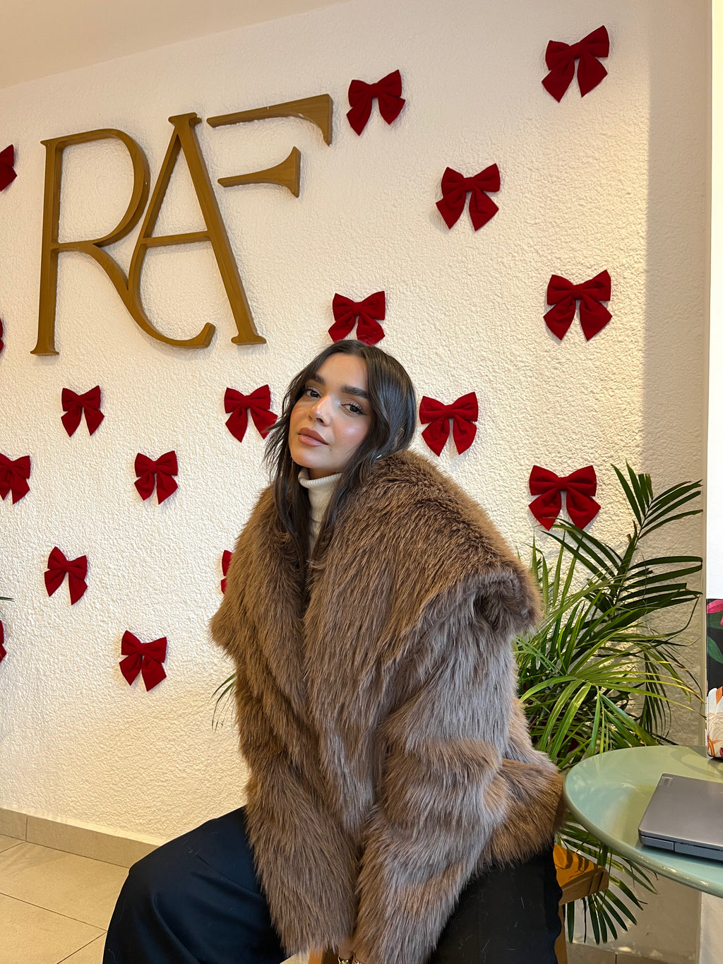The Rich Faux