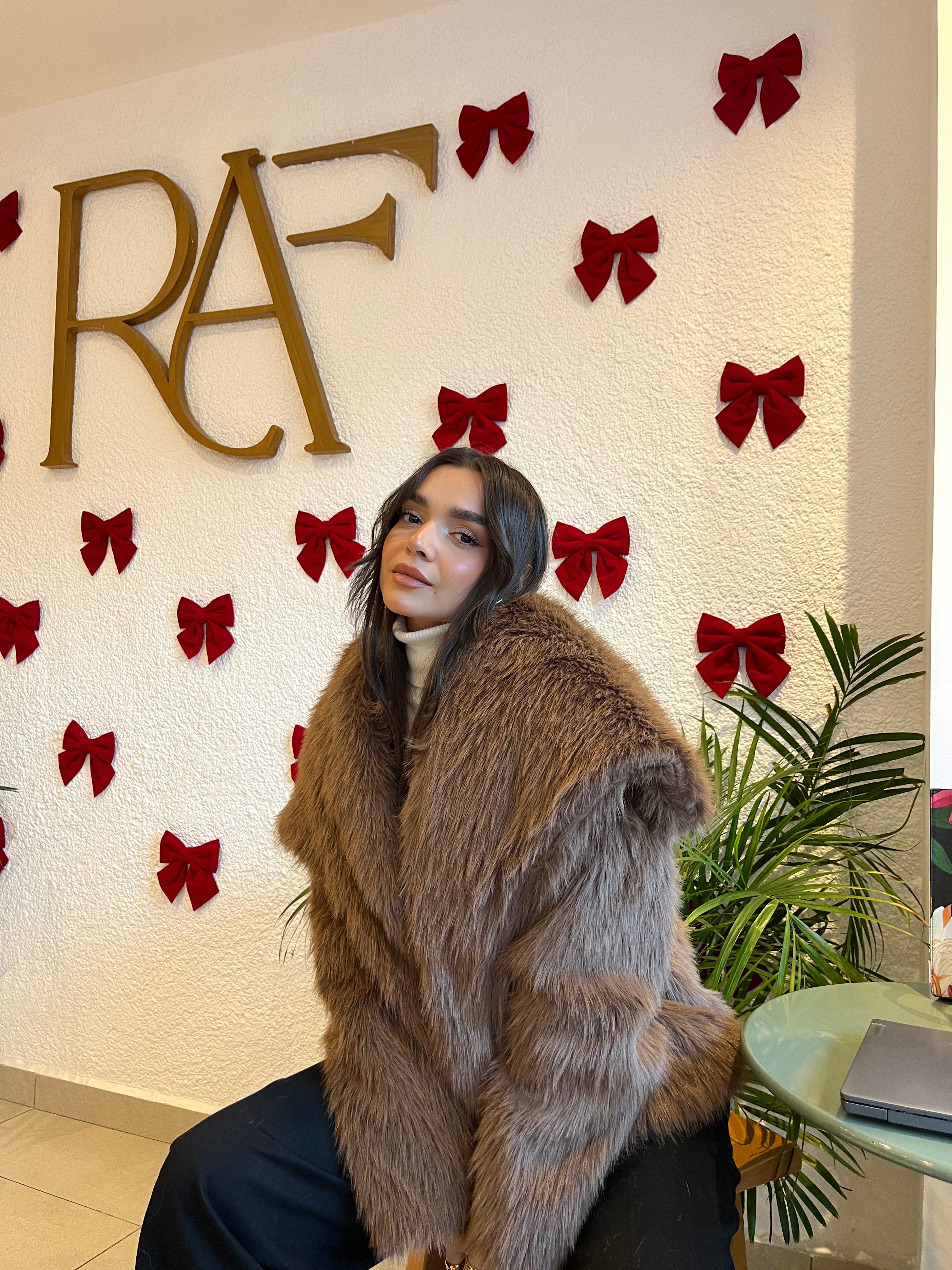 The Rich Faux