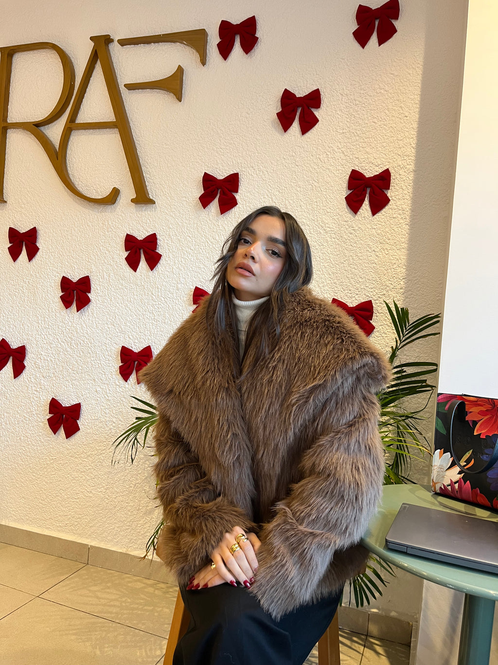 The Rich Faux