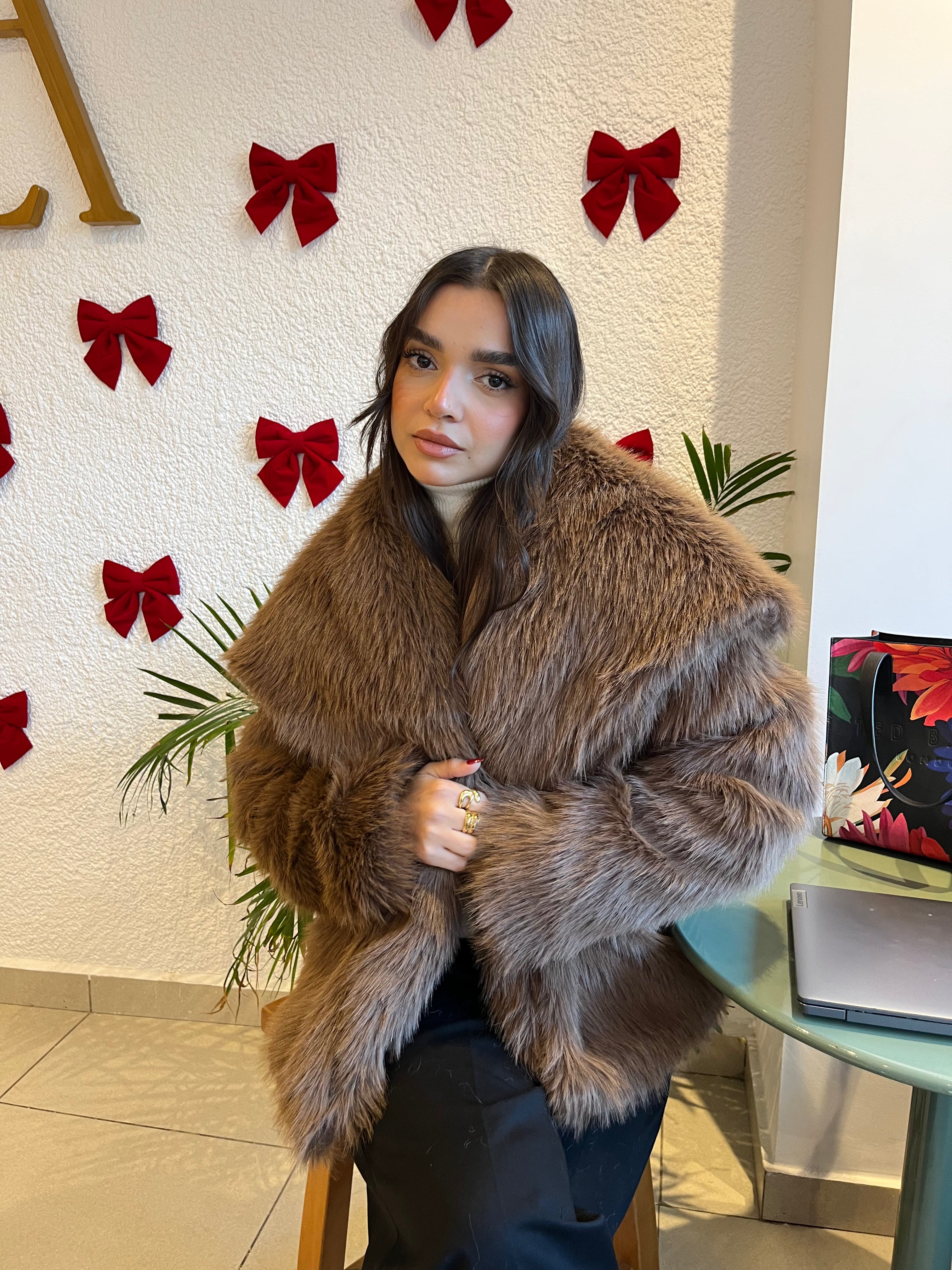 The Rich Faux