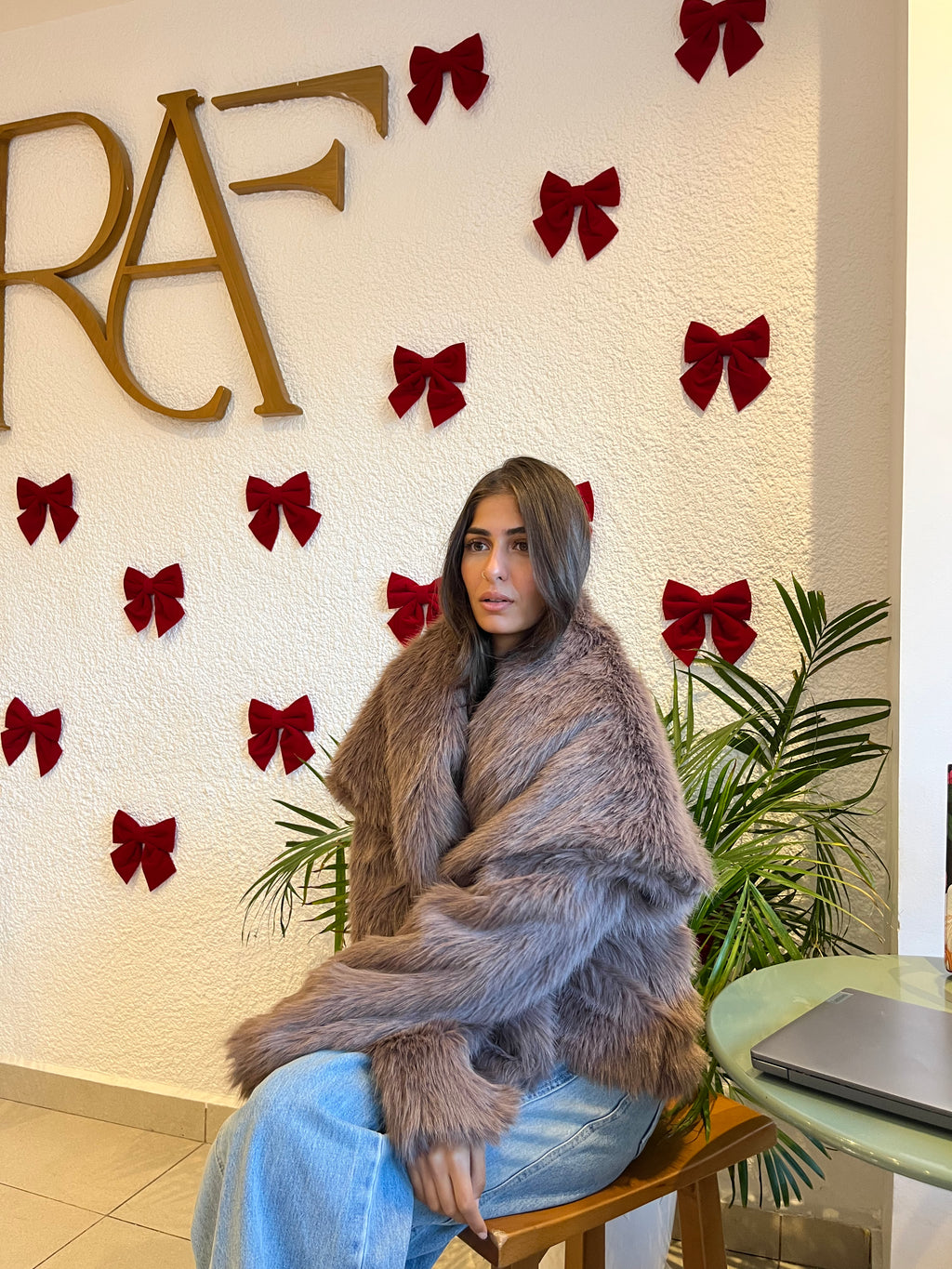The Rich Faux